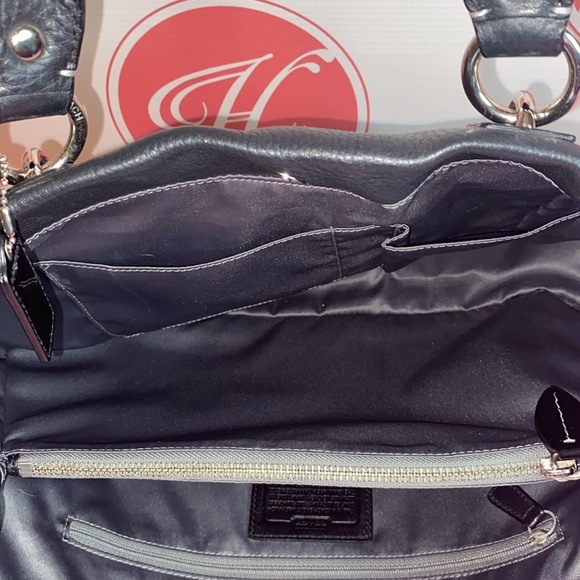 Coach - Picture 7 of 8